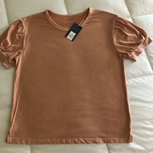 NEW - Vintage Thread T-shirt